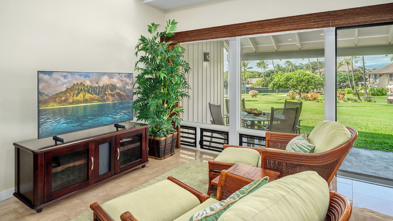 Photo of Bedroom in Poipu