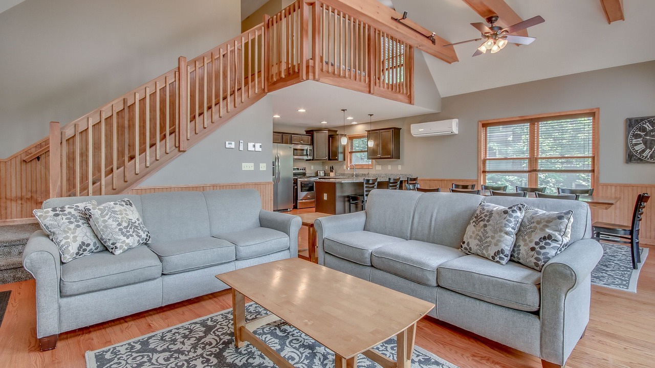 Photo of Bedroom in Lake Harmony Estates