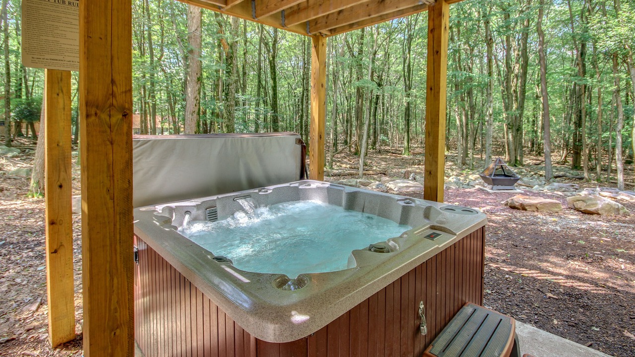 Photo of Outdoor in Lake Harmony Estates