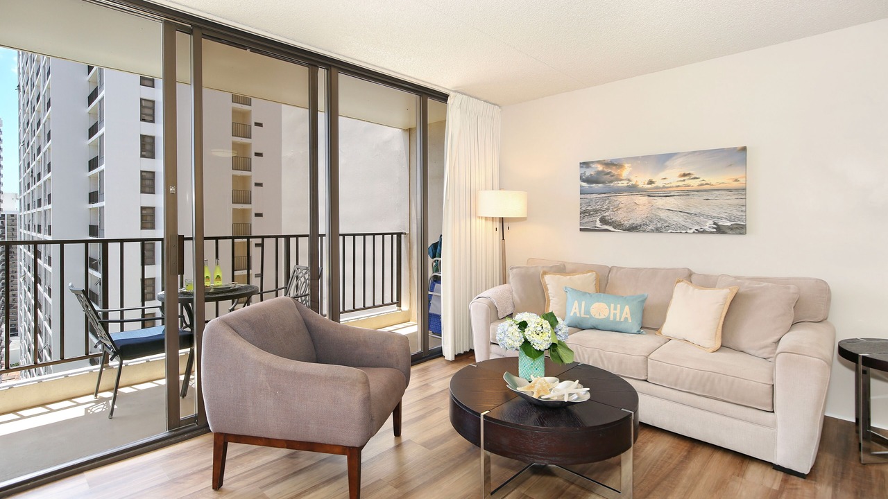 Photo of Livingroom in Waikiki