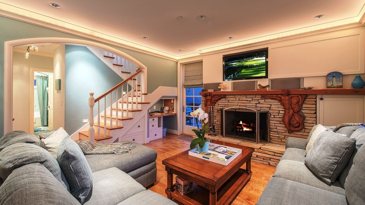Photo of Livingroom in Pacific Grove