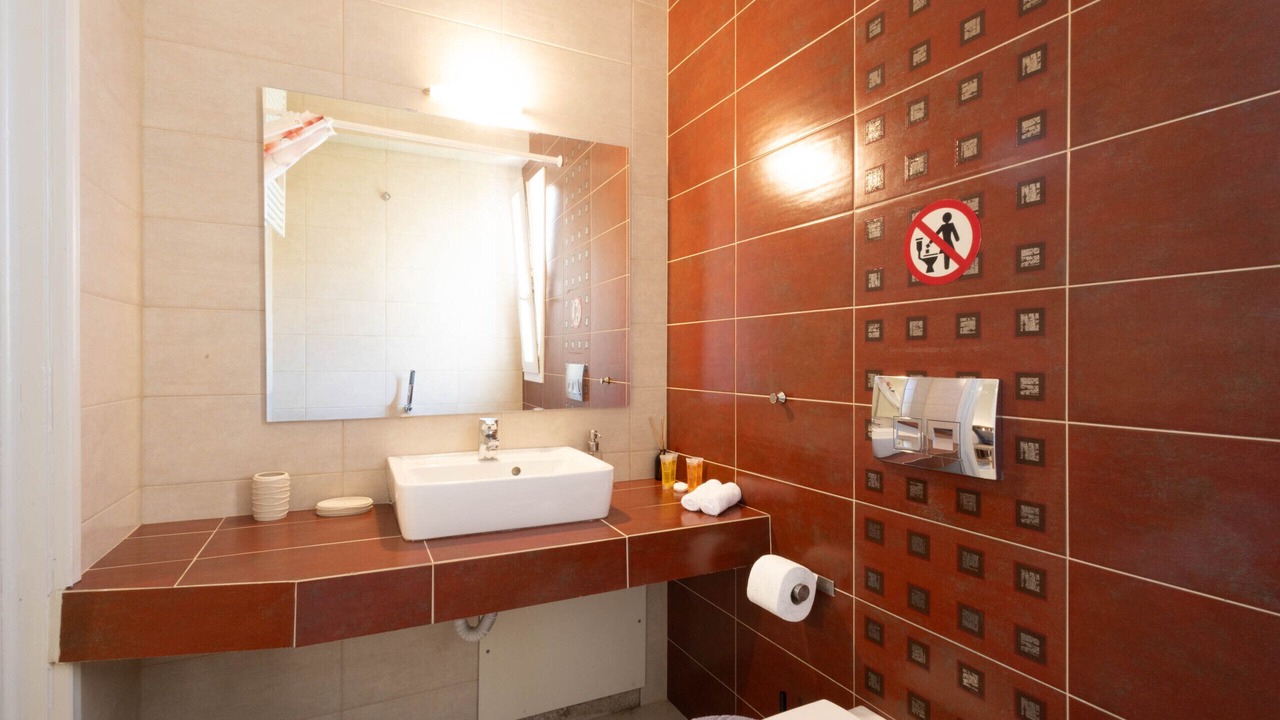 Photo of Bathroom in Voula