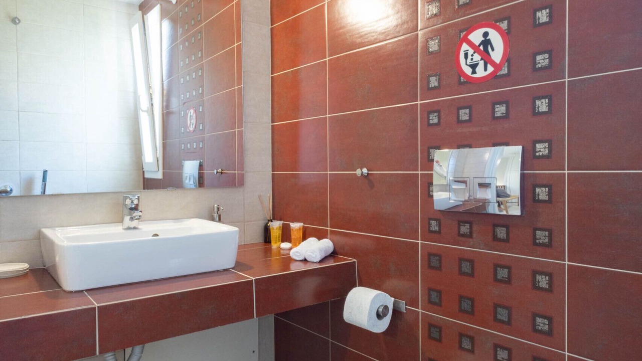 Photo of Bathroom in Voula