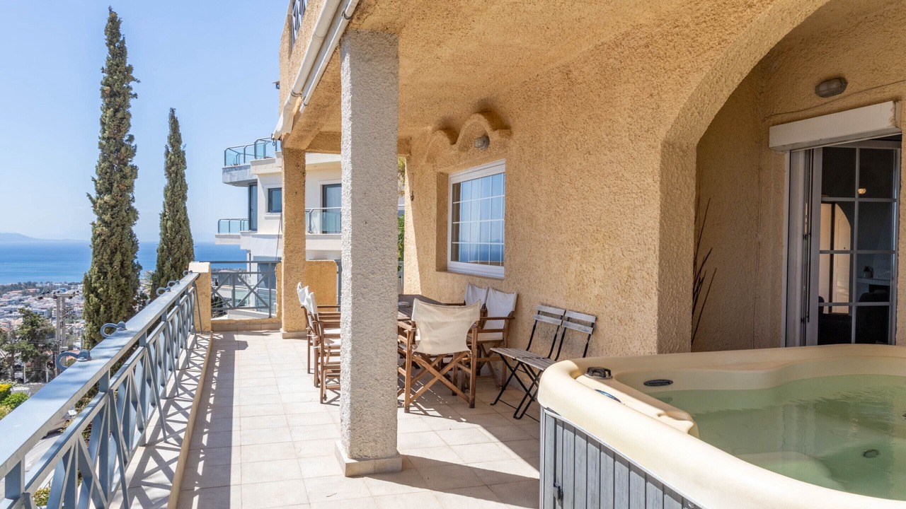 Photo of Patio Balcony in Voula