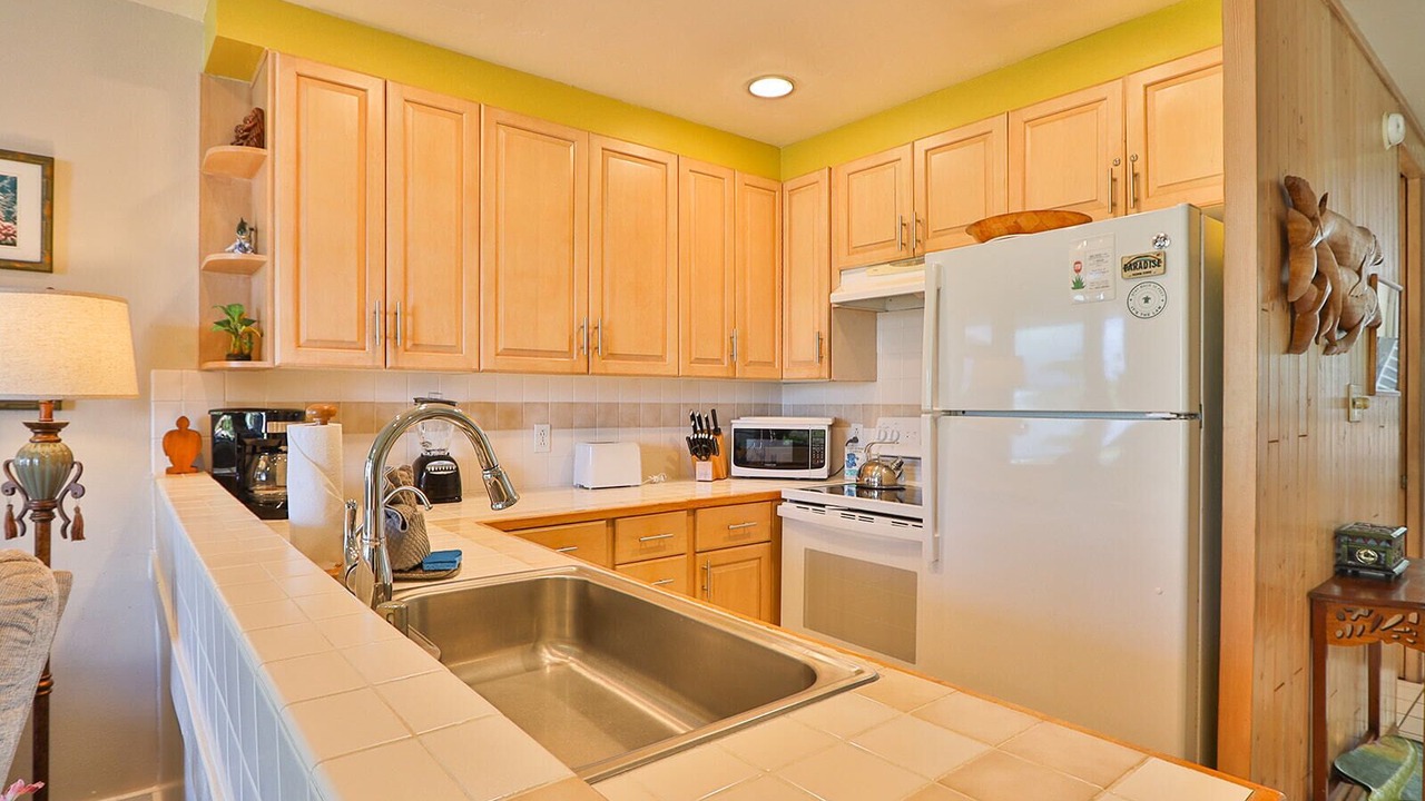 Photo of Kitchen in Napili