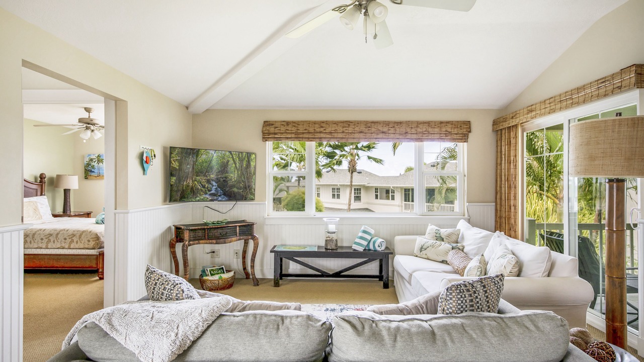 Photo of Livingroom in Princeville