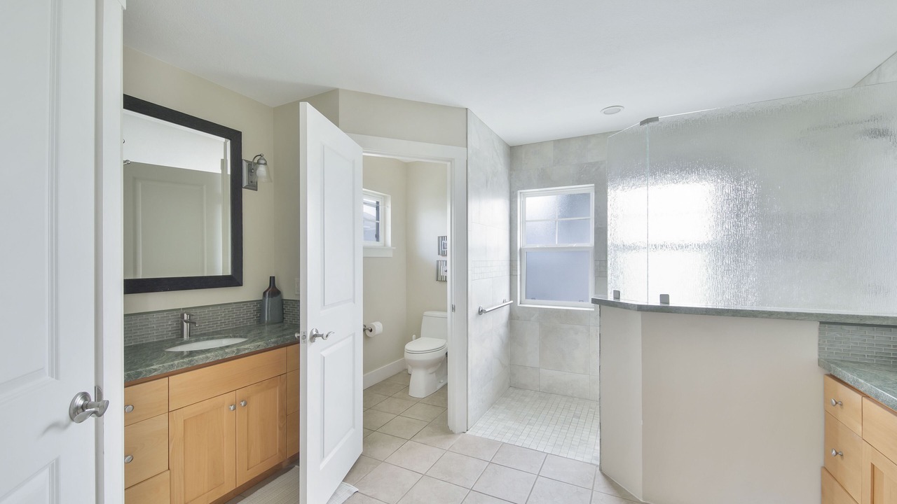 Photo of Bathroom in Princeville