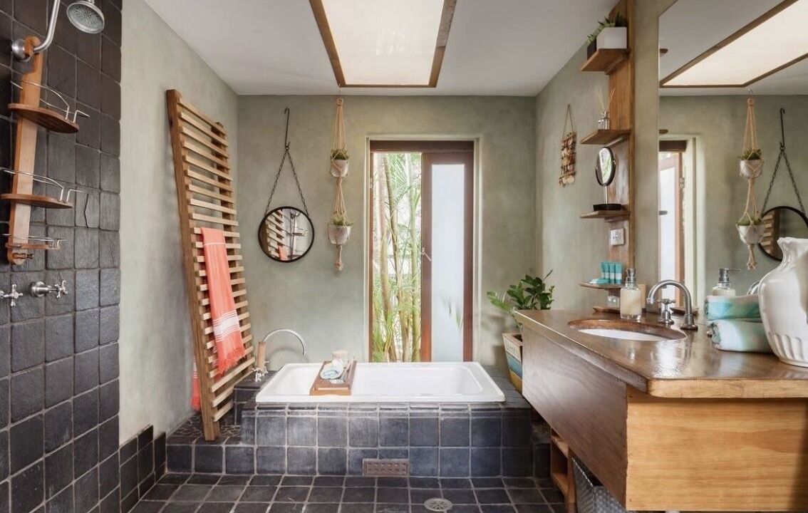 Photo of Bathroom in Suffolk Park
