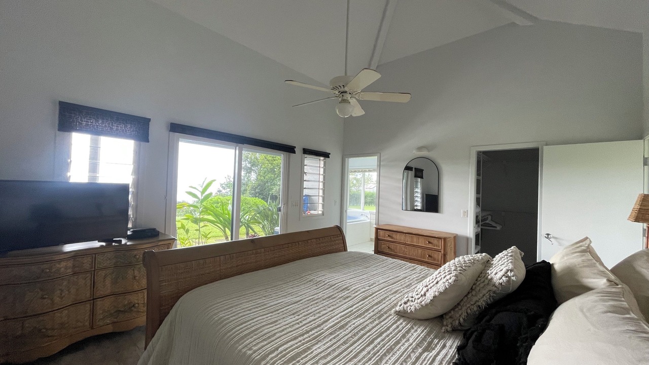 Photo of Bedroom in Kilauea