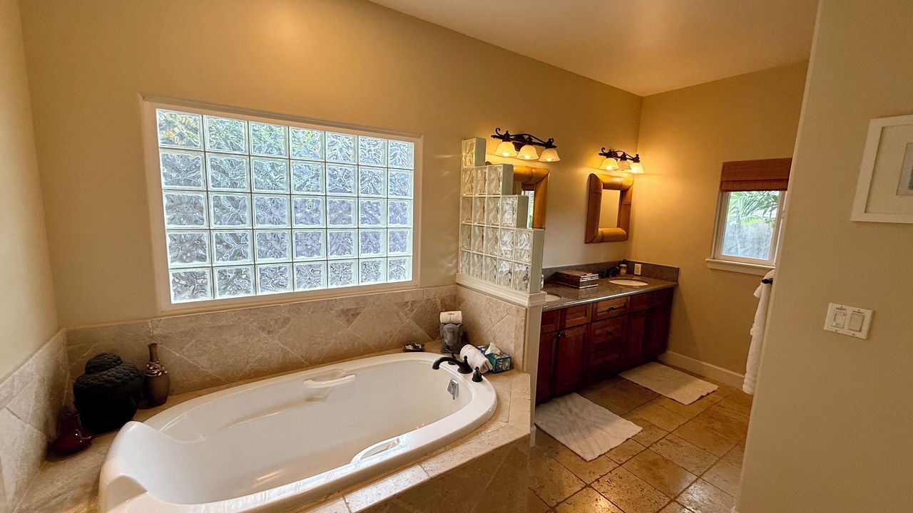 Photo of Bathroom in Kailua