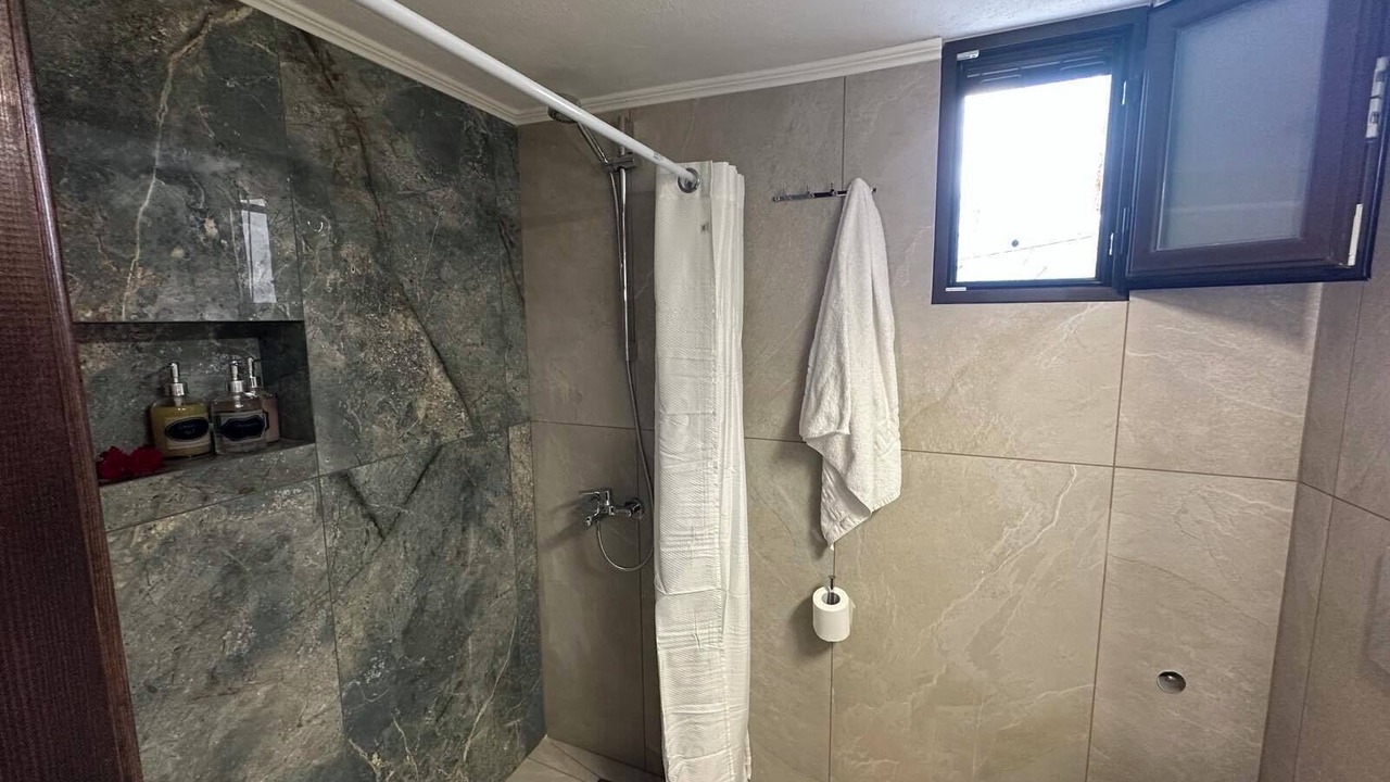 Photo of Bathroom in Megala Chorafia