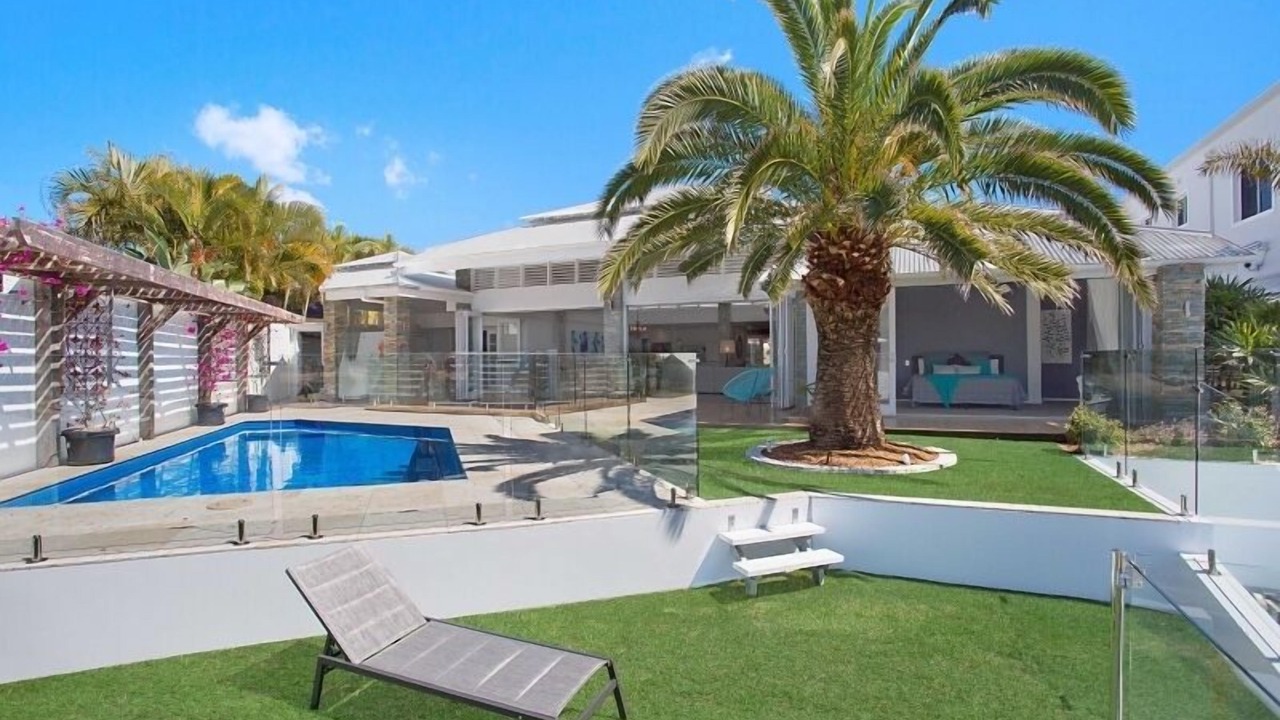 Photo of Outdoor in Broadbeach Waters
