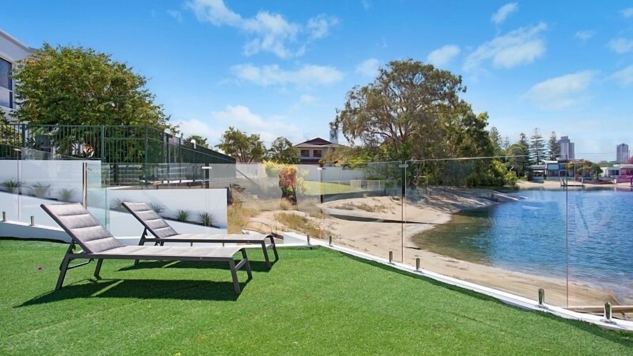 Photo of Outdoor in Broadbeach Waters