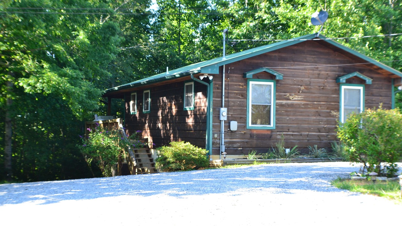 Photo of Others in Byrdstown