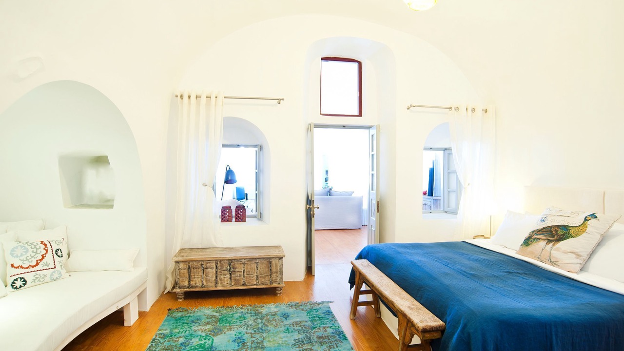 Photo of Bedroom in Fira