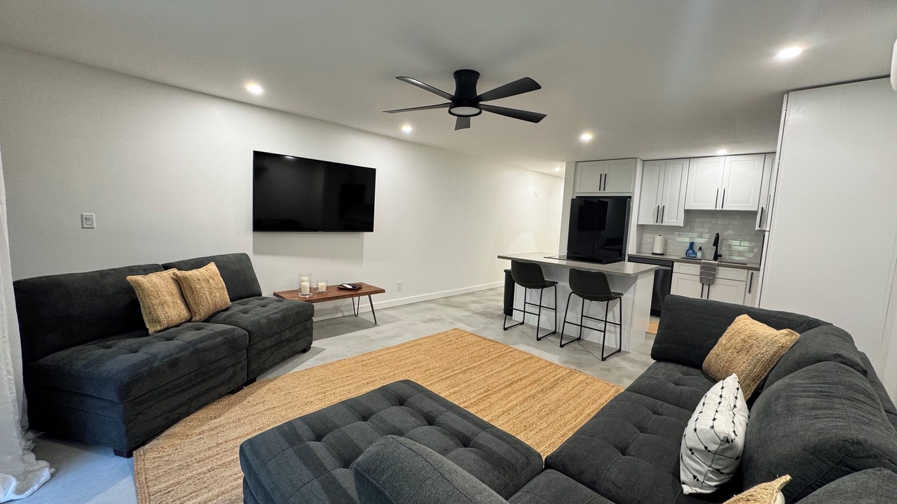 Photo of Livingroom in Kahuku