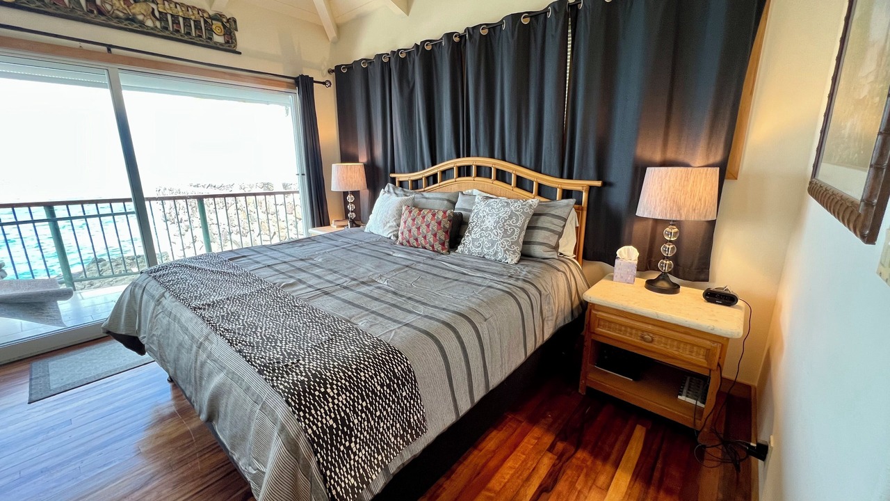 Photo of Bedroom in Kahaluu Bay