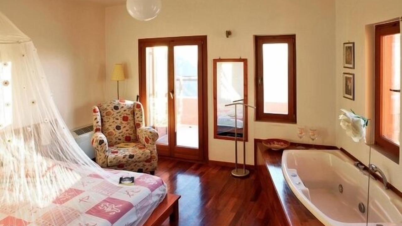 Photo of Bedroom in Imerovigli