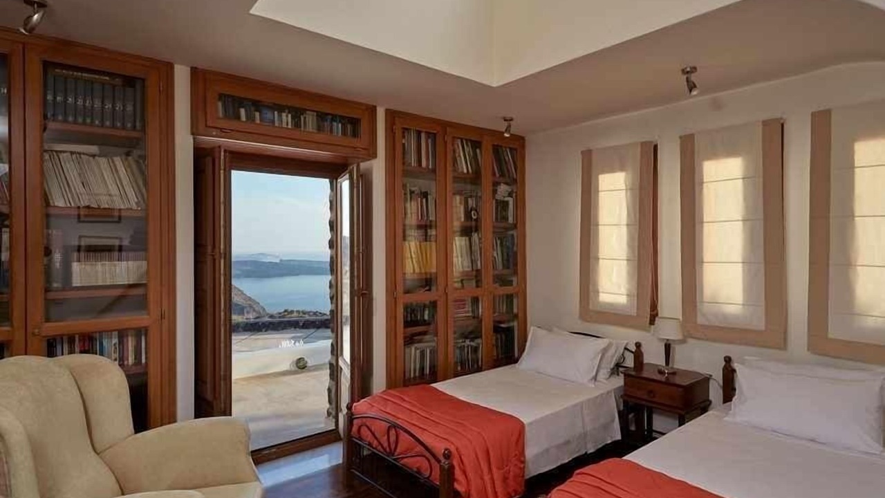 Photo of Bedroom in Imerovigli