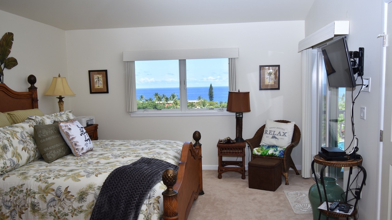 Photo of Bedroom in Kahaluu-Keauhou