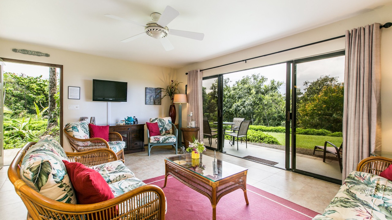 Photo of Livingroom in Princeville