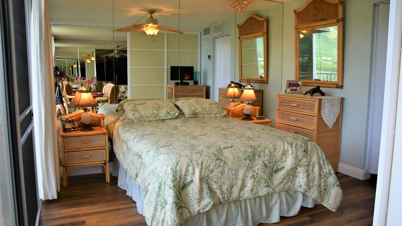 Photo of Bedroom in Makaha