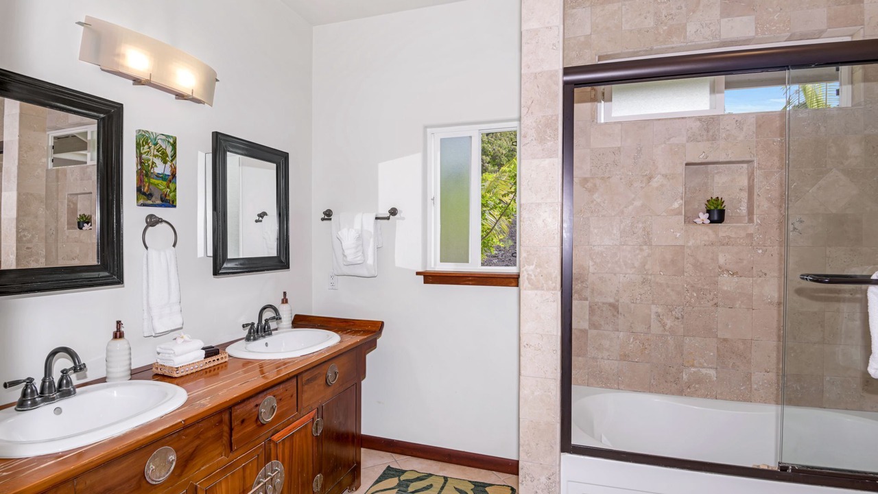 Photo of Bathroom in Captain Cook