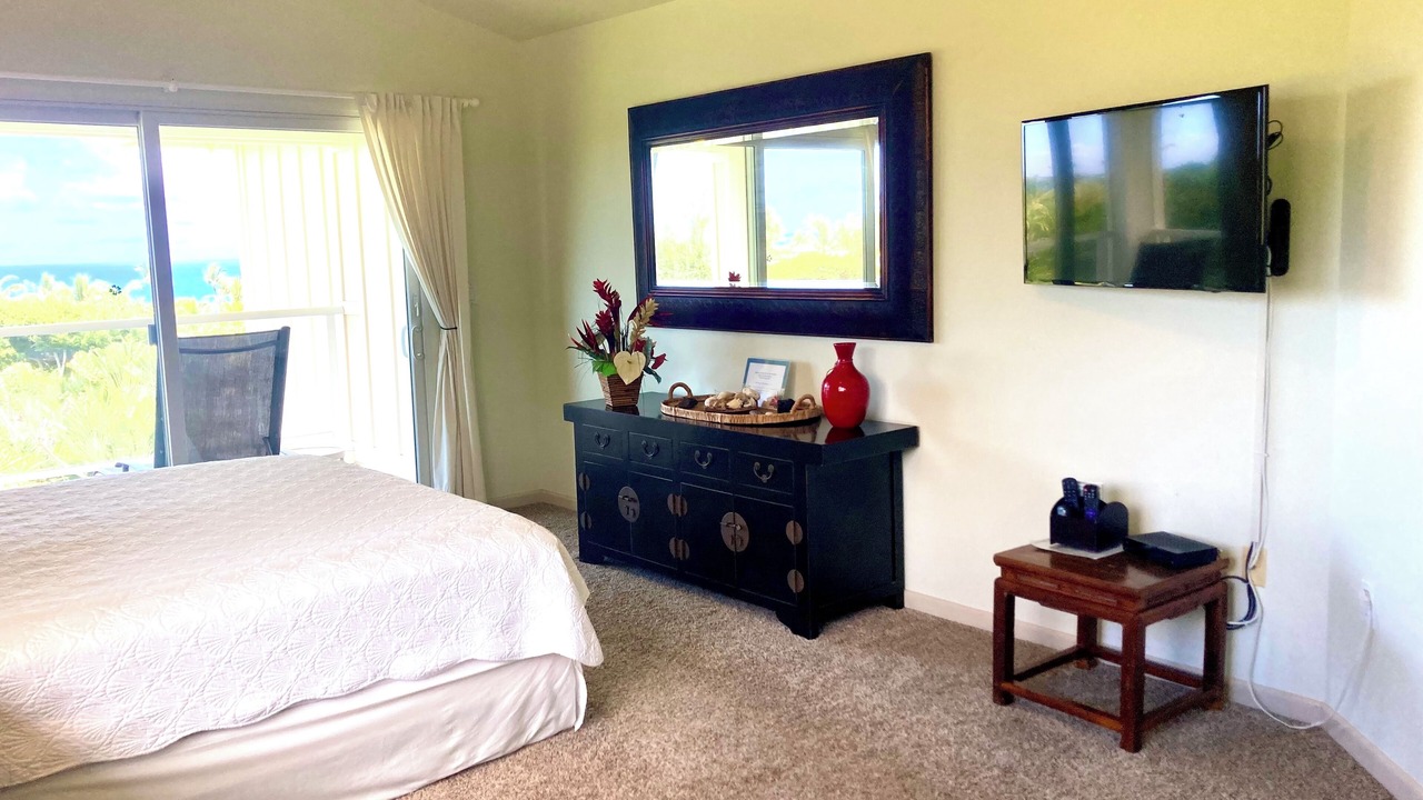 Photo of Bedroom in Kahaluu-Keauhou