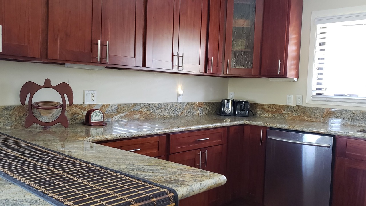Photo of Kitchen in Makaha