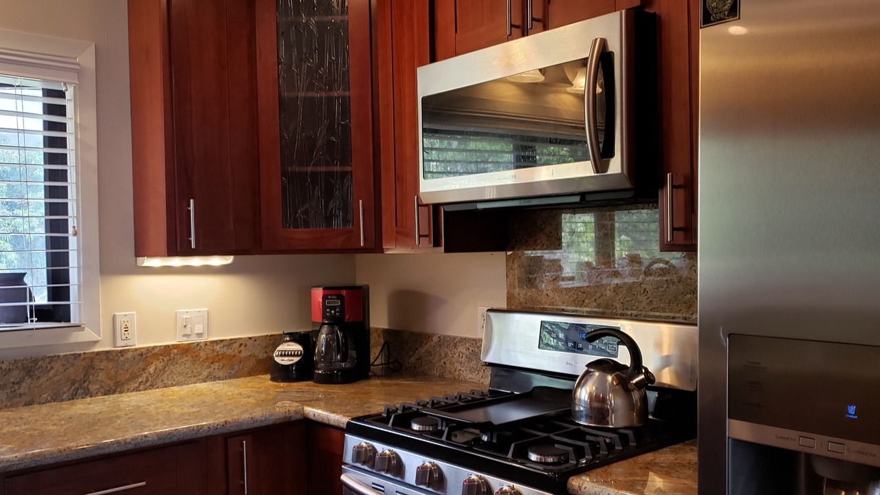 Photo of Kitchen in Makaha