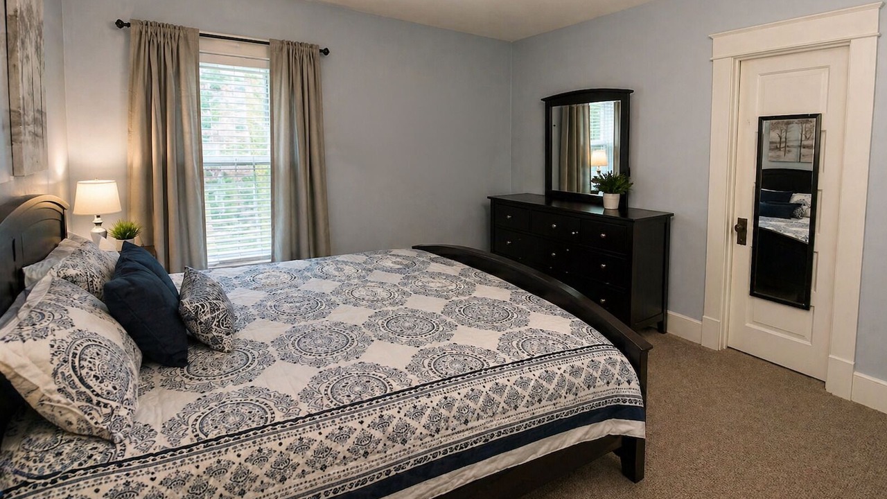 Photo of Bedroom in Erie