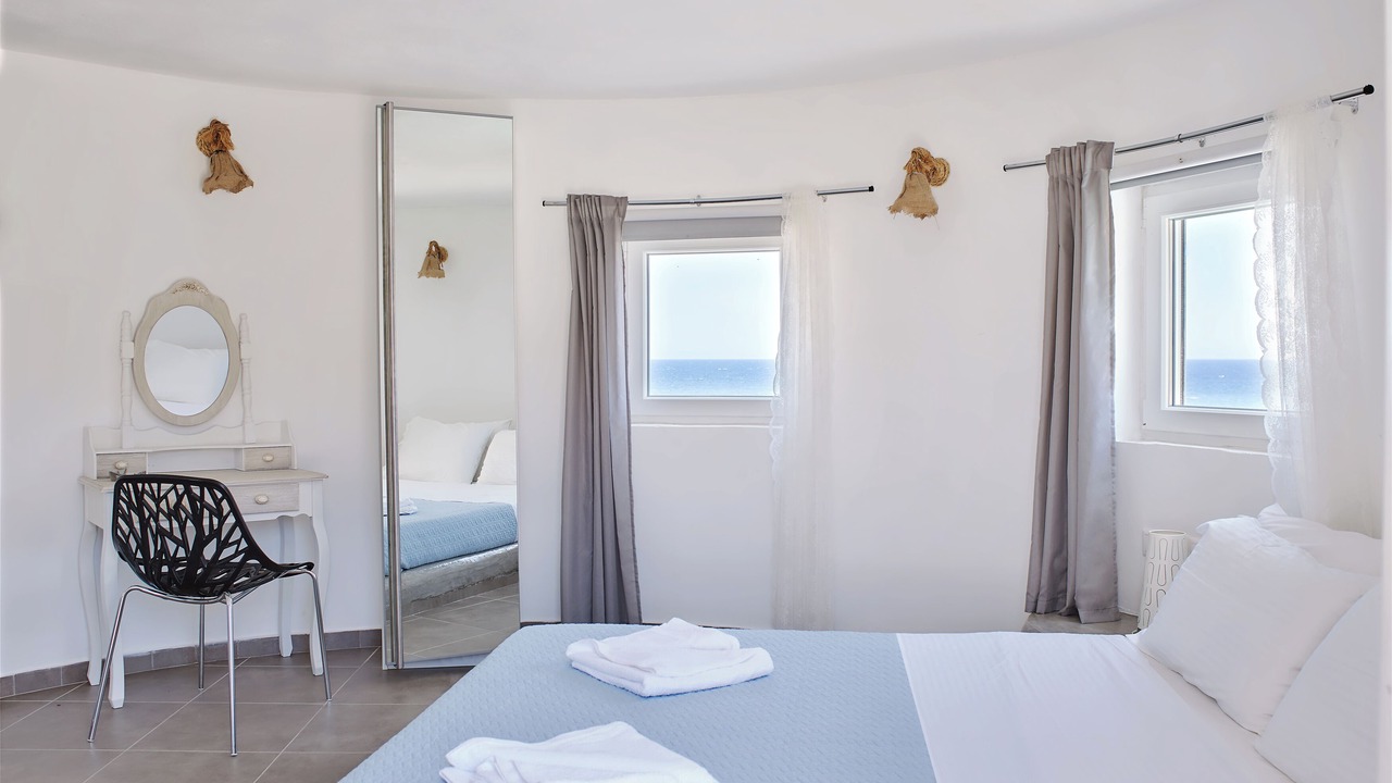 Photo of Bedroom in Imerovigli
