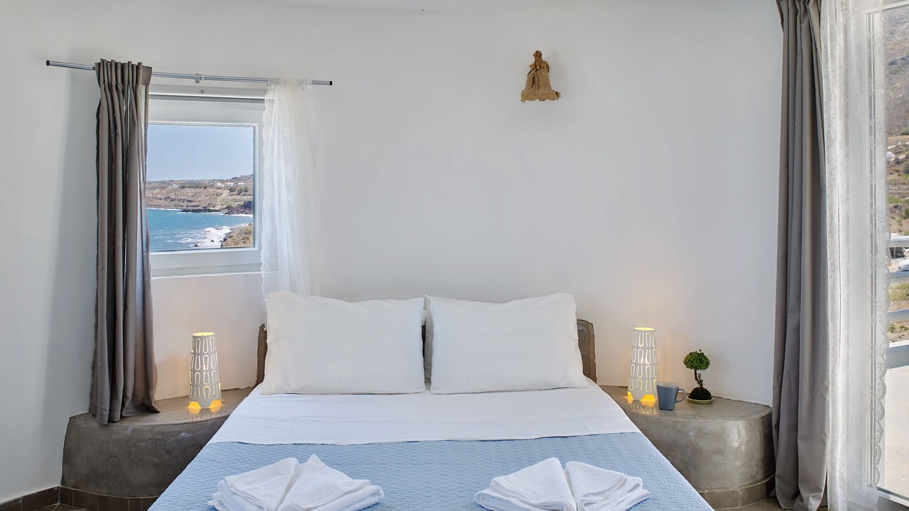 Photo of Bedroom in Imerovigli