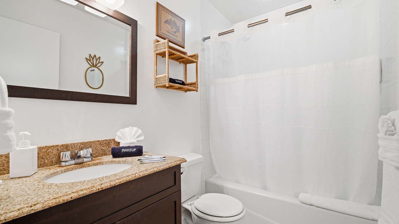 Photo of Bathroom in Kahuku