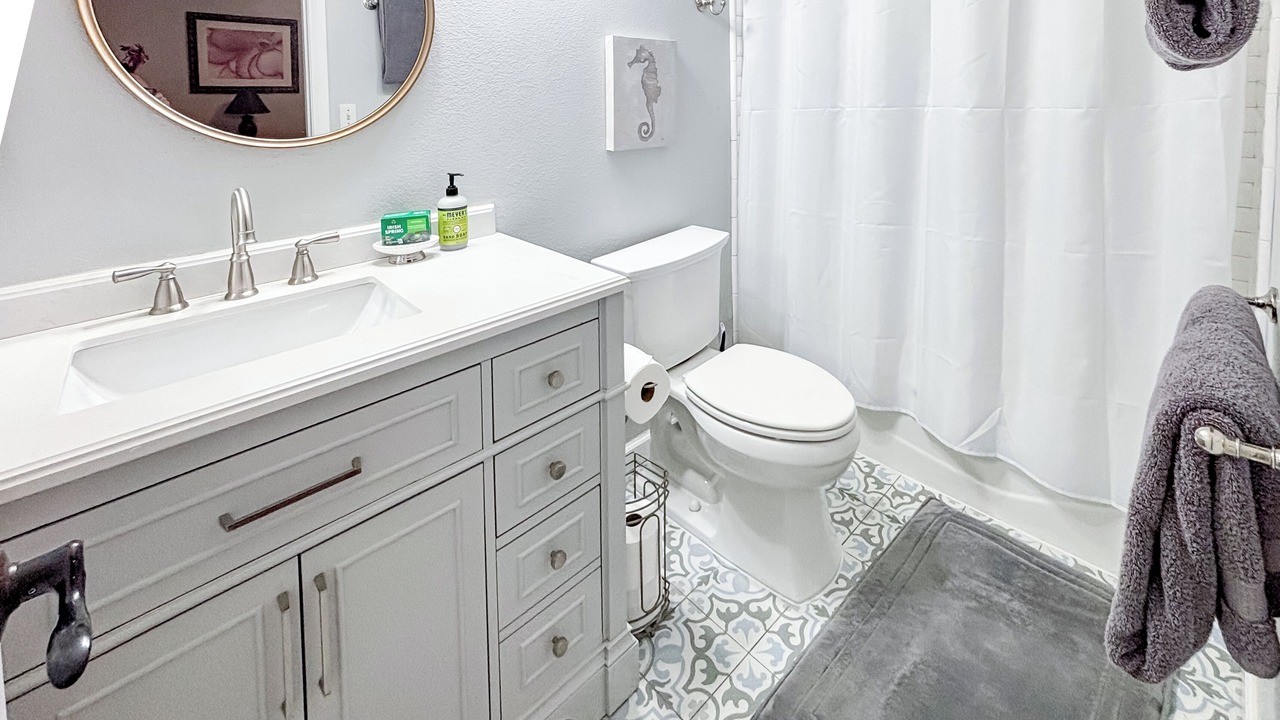 Photo of Bathroom in Kilauea