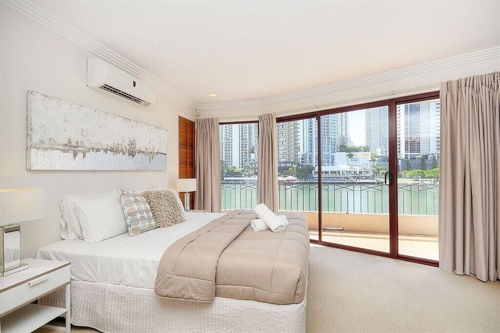 Photo of Bedroom in Surfers Paradise