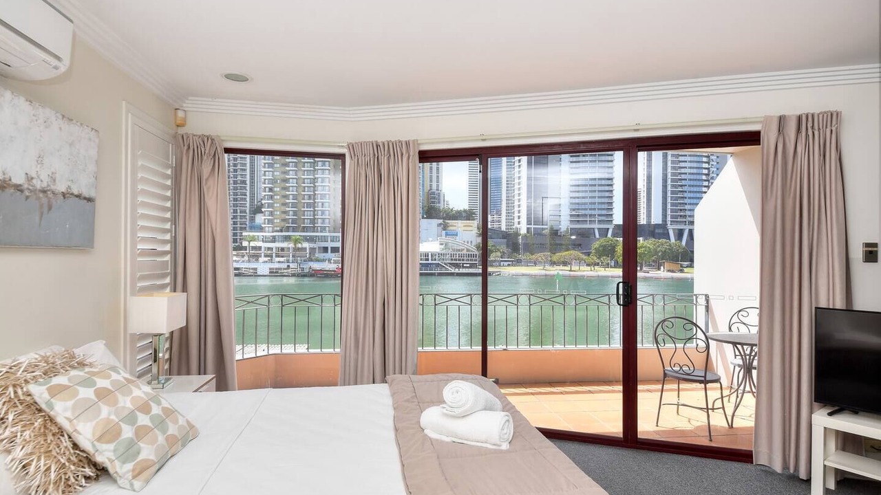 Photo of Bedroom in Surfers Paradise