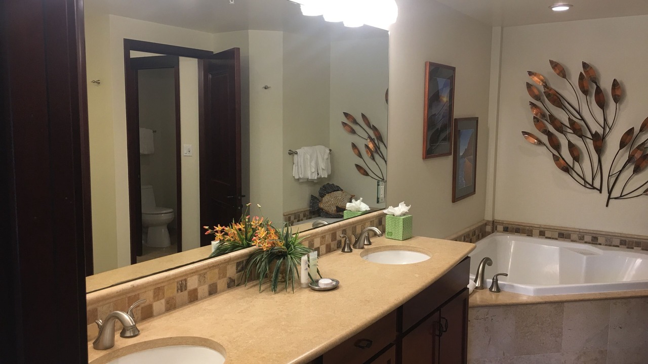 Photo of Bathroom in Wailua