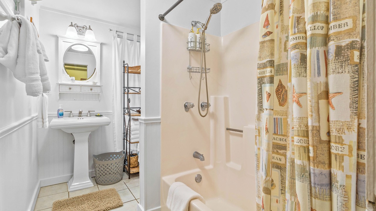Photo of Bathroom in Lanikai