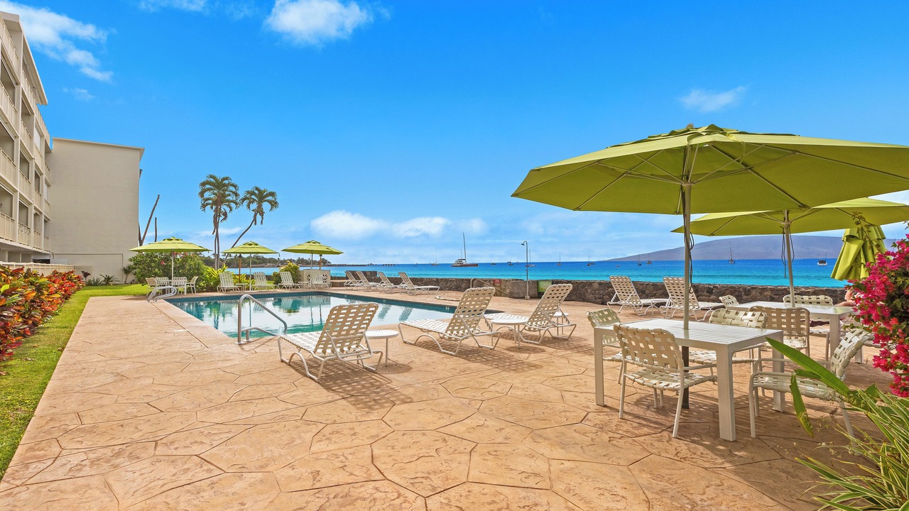 Photo of Outdoor in Historic Lahaina Front Street