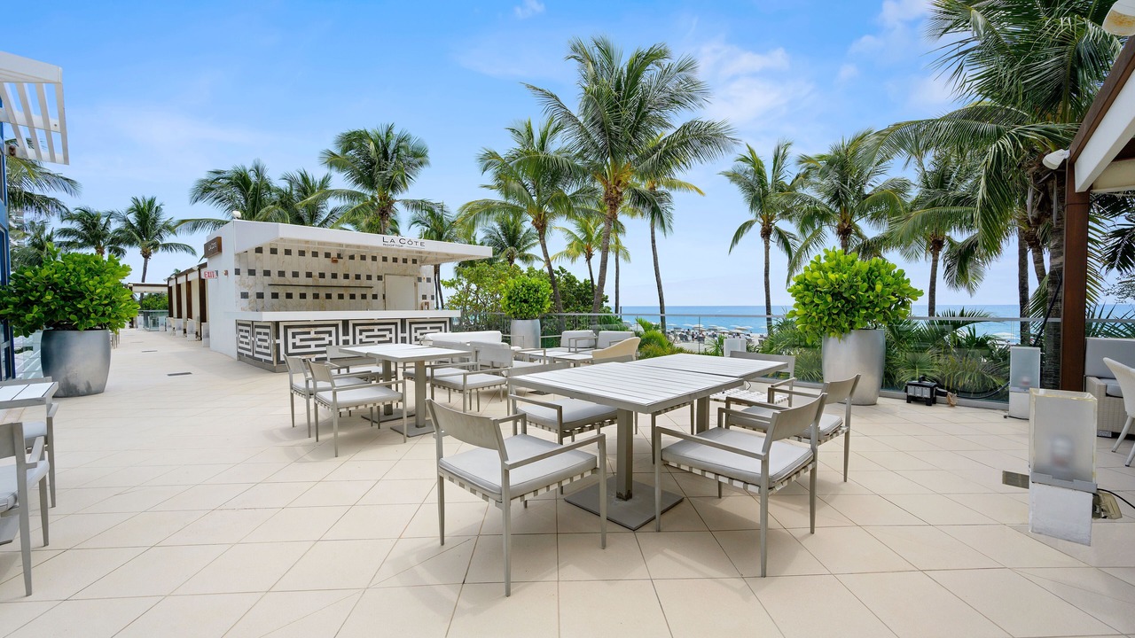 Photo of Outdoor in Mid Beach