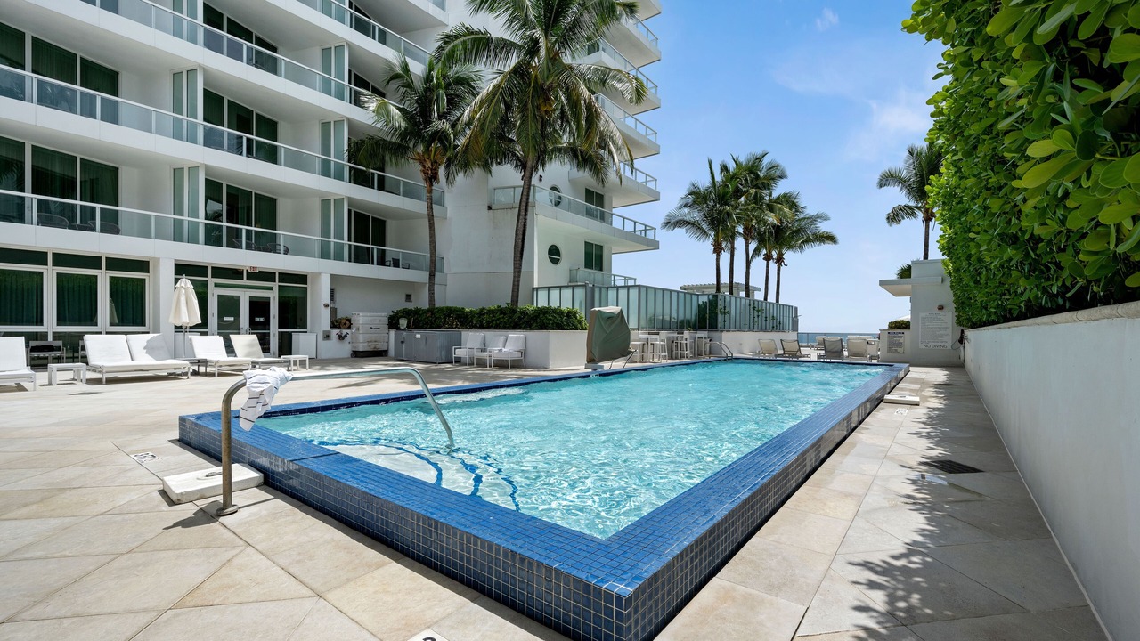 Photo of Outdoor in Mid Beach