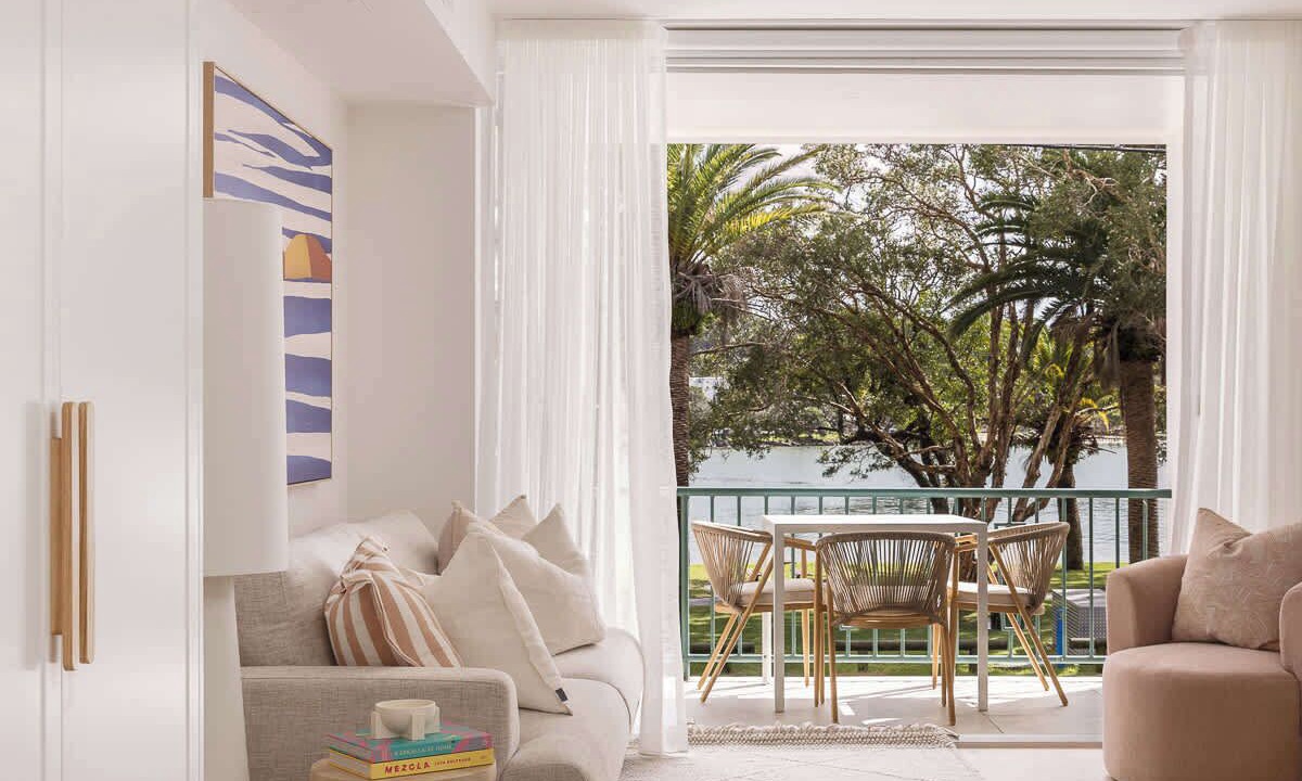 Photo of Livingroom in Palm Beach