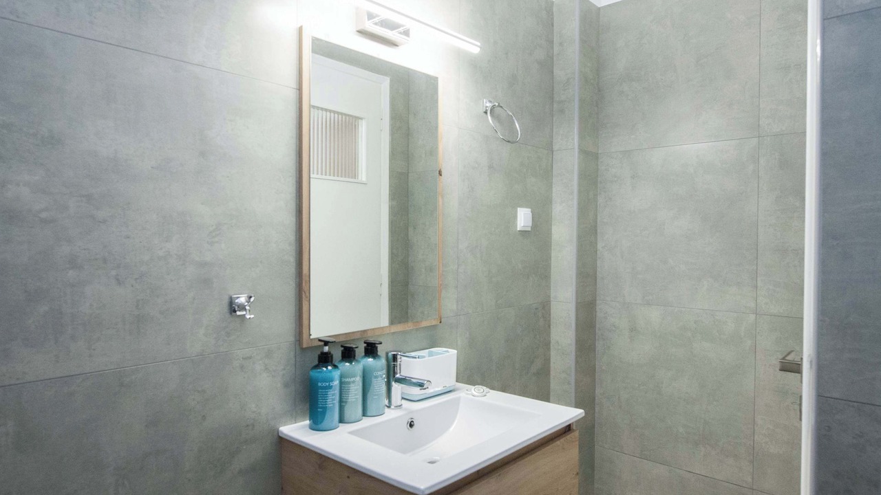 Photo of Bathroom in Kypseli