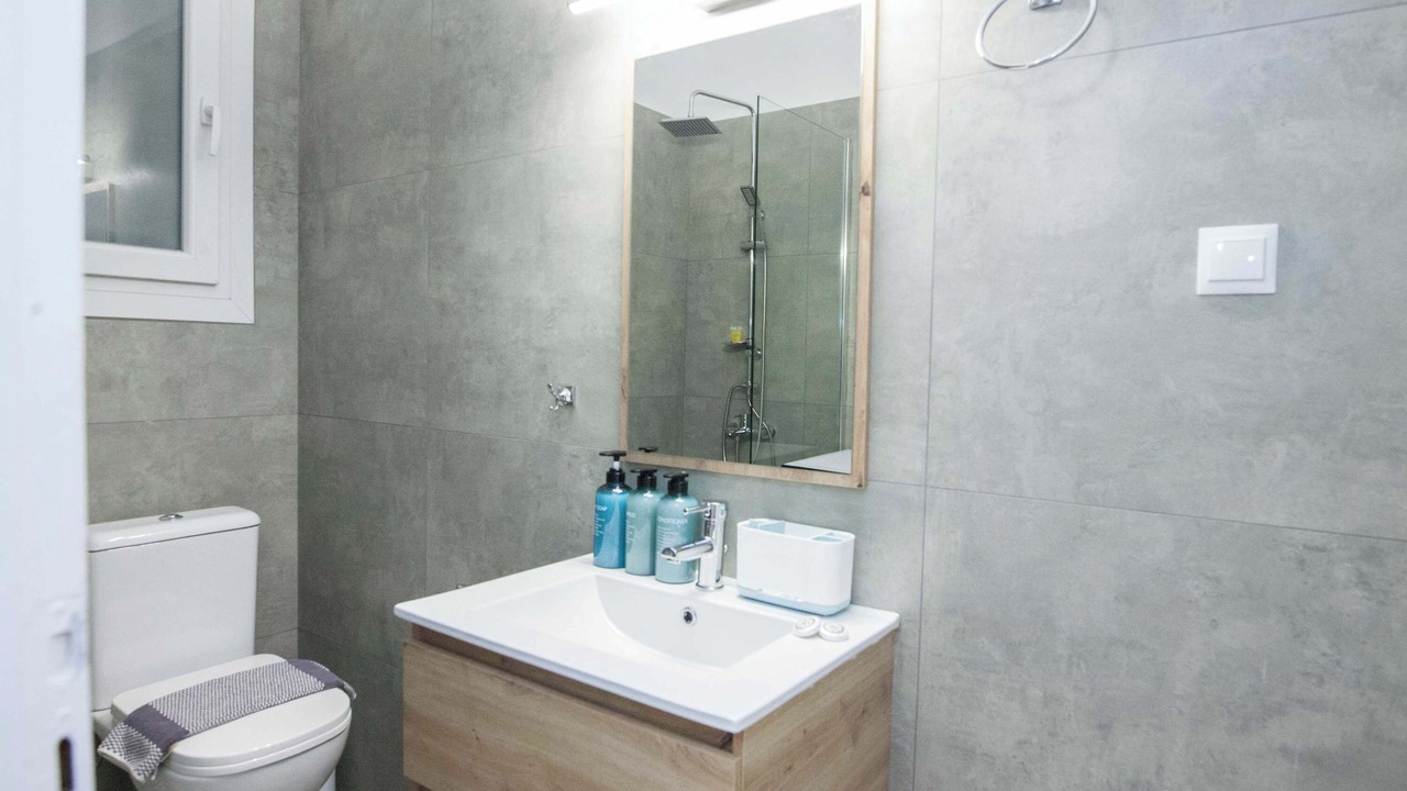 Photo of Bathroom in Kypseli