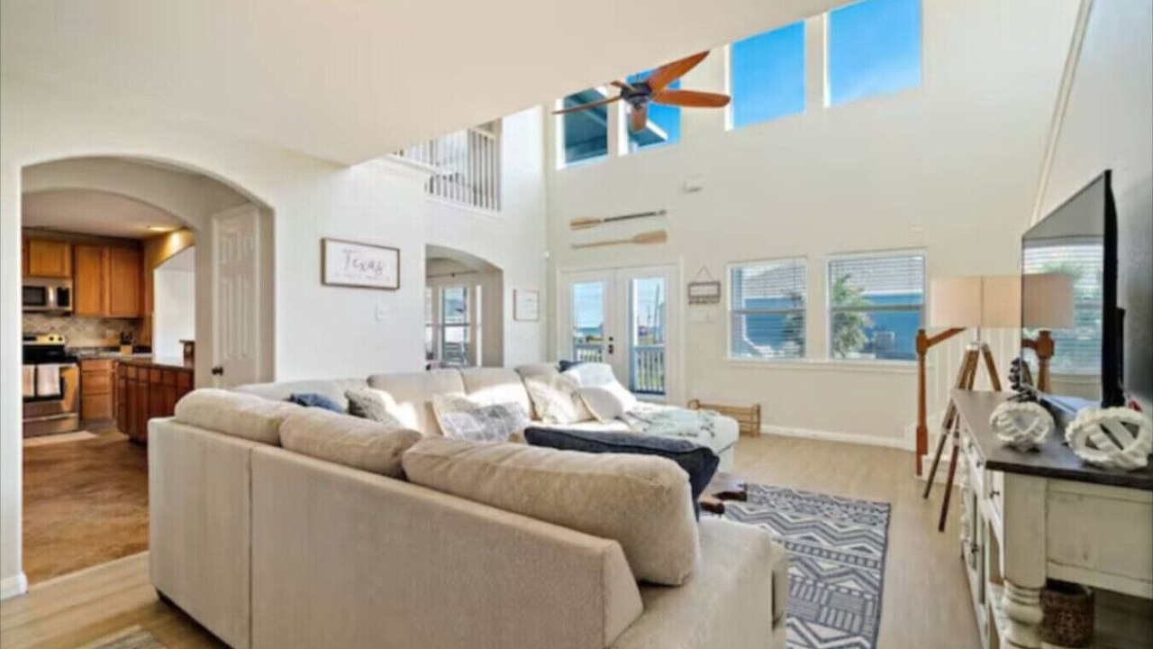 Photo of Bedroom in Terramar Beach