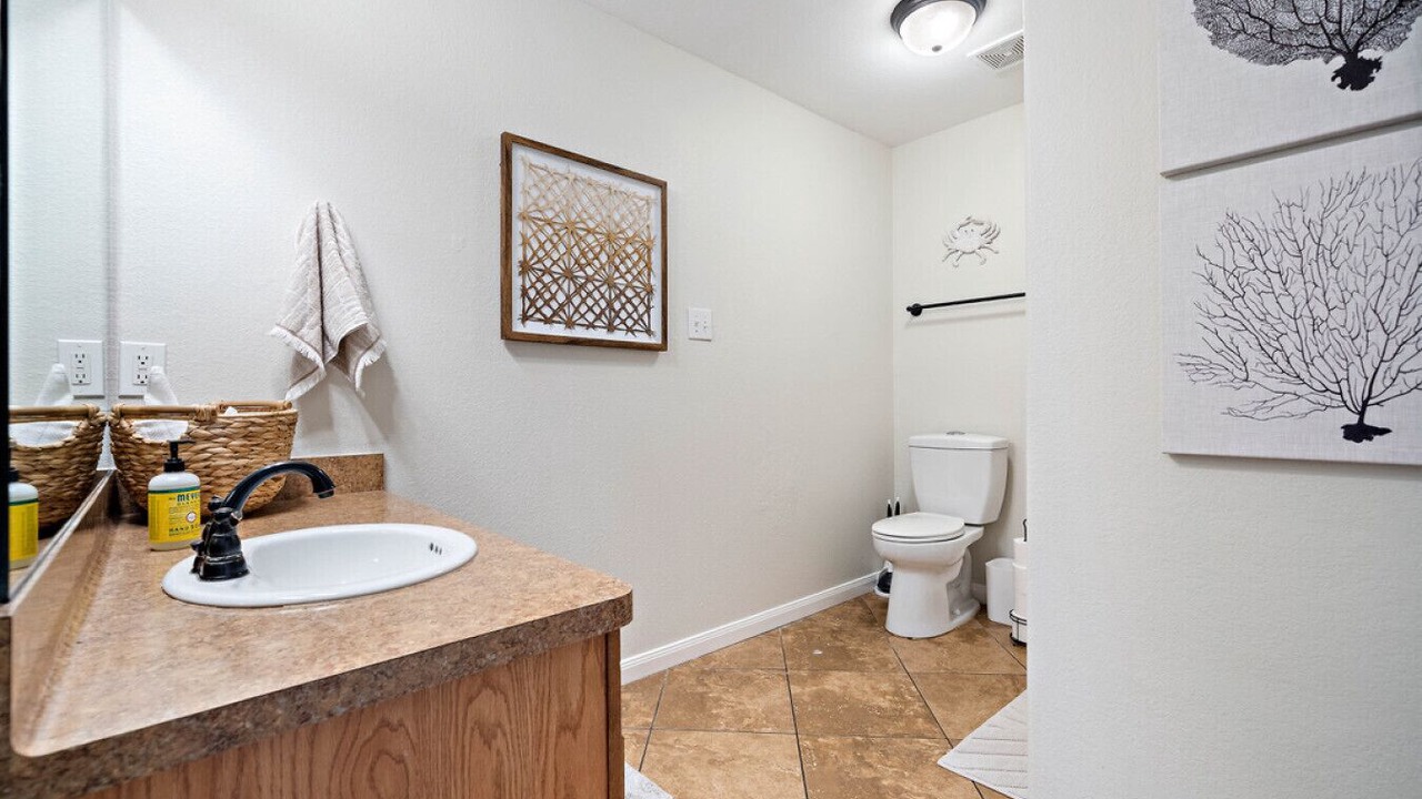 Photo of Bathroom in Terramar Beach