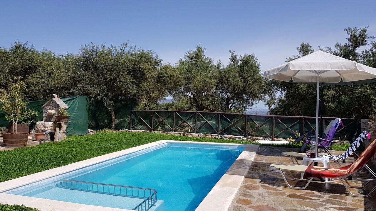 Photo of Outdoor in Pemonia