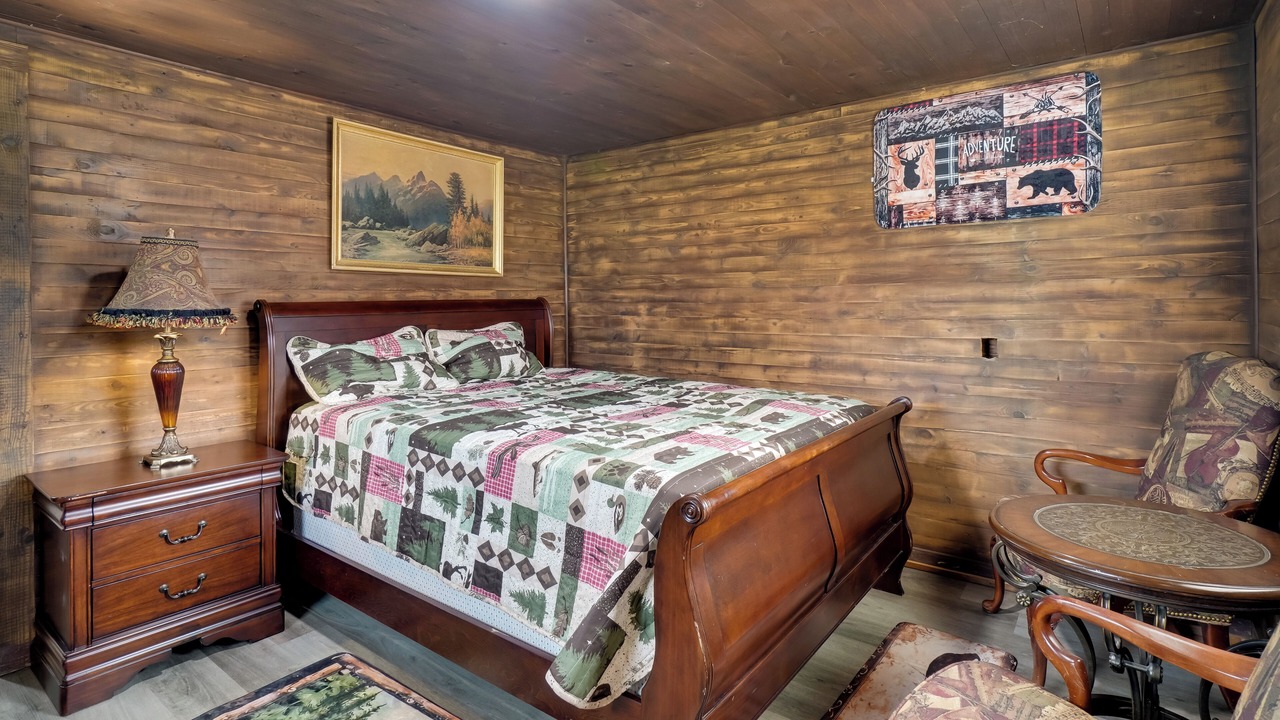 Photo of Bedroom in Townsend