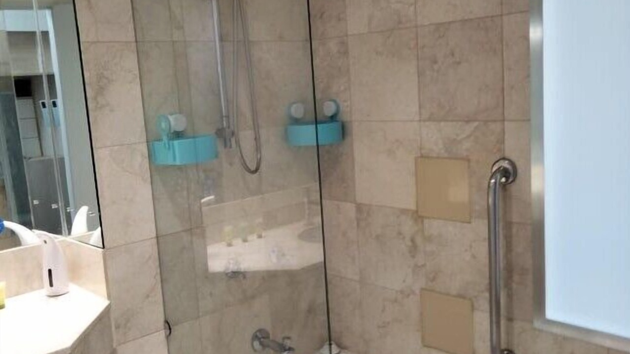 Photo of Bathroom in Surfers Paradise